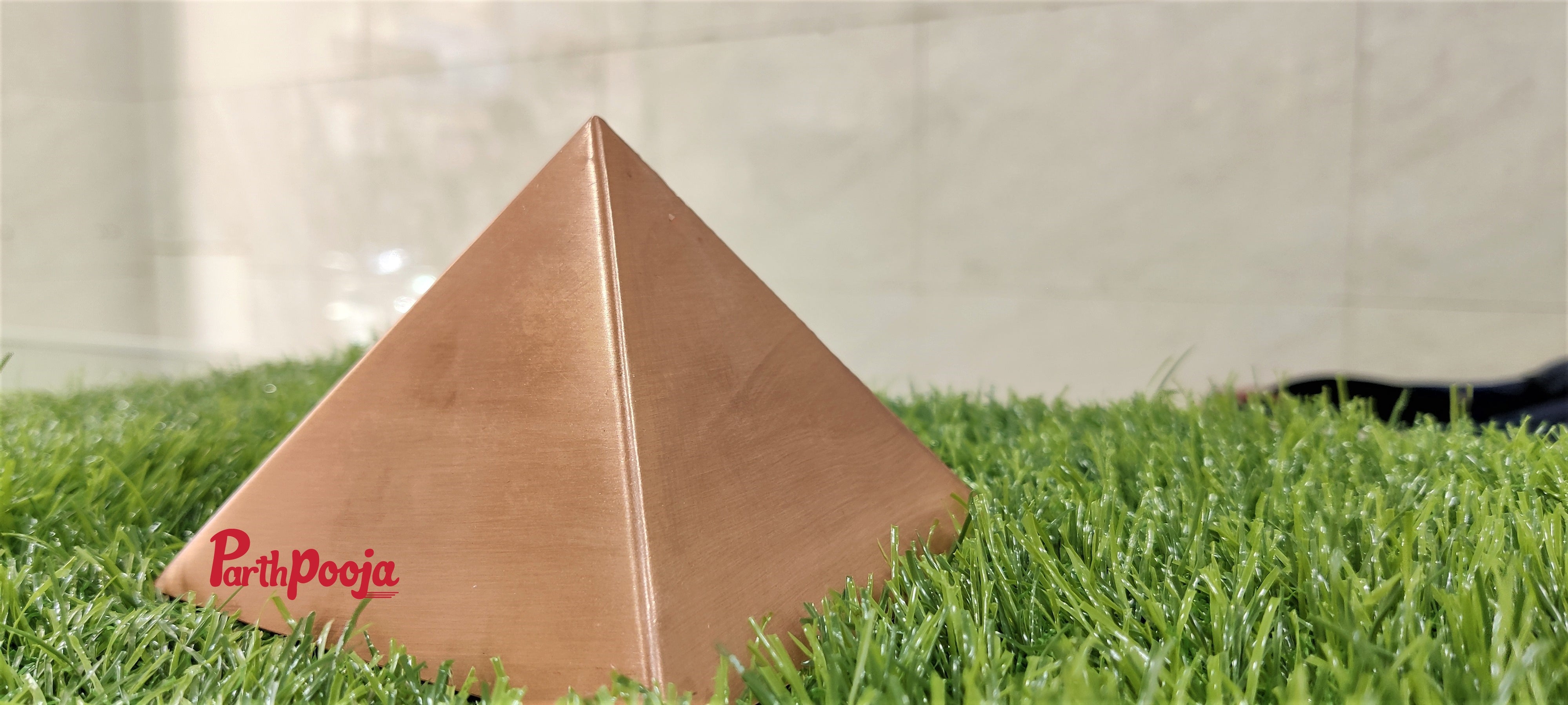 Plain Copper Pyramid Vastu — Parthpooja